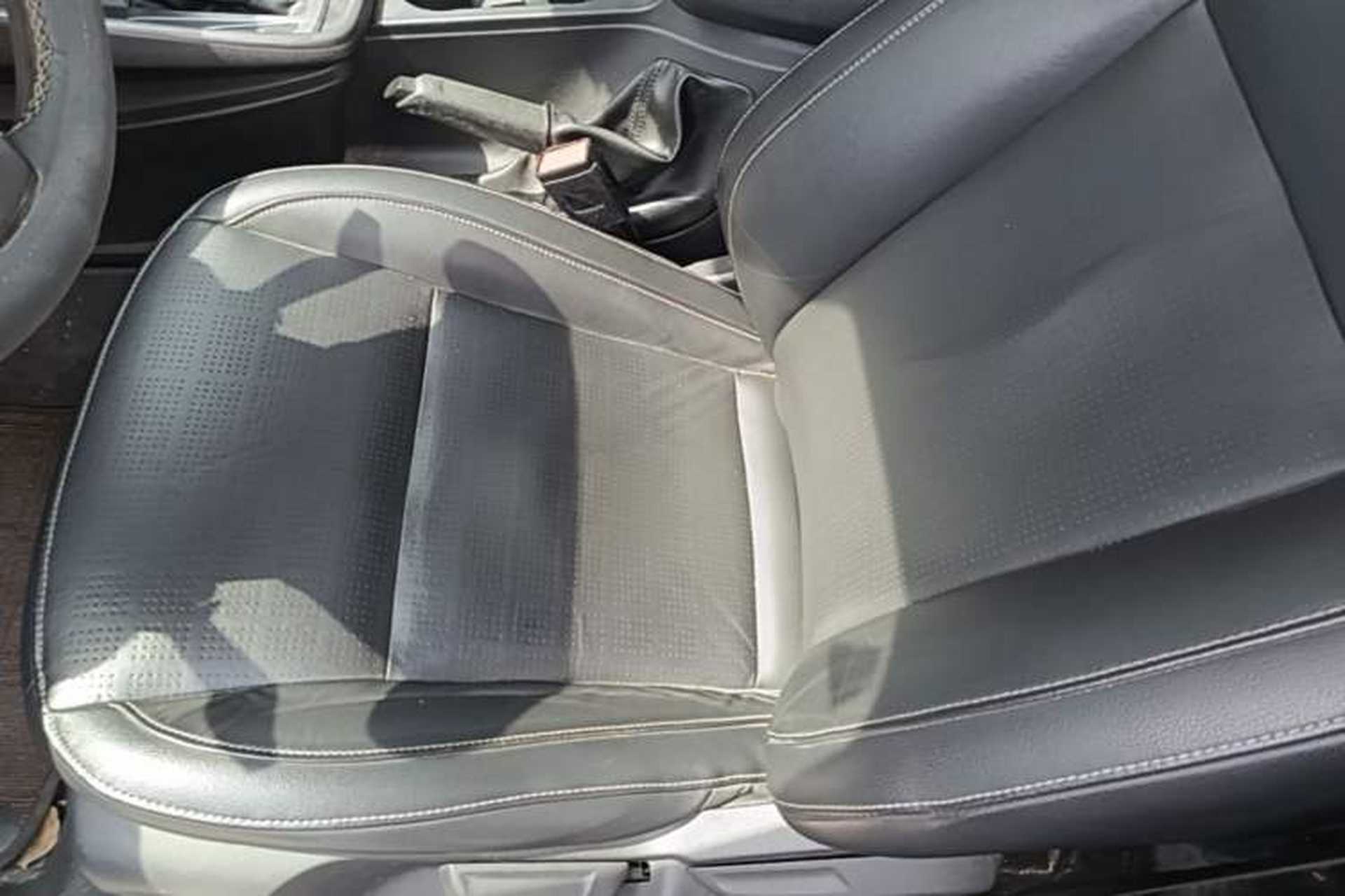 Used Ford Escort 2015 1.5L Automatic Fashion Model Left Front Seat