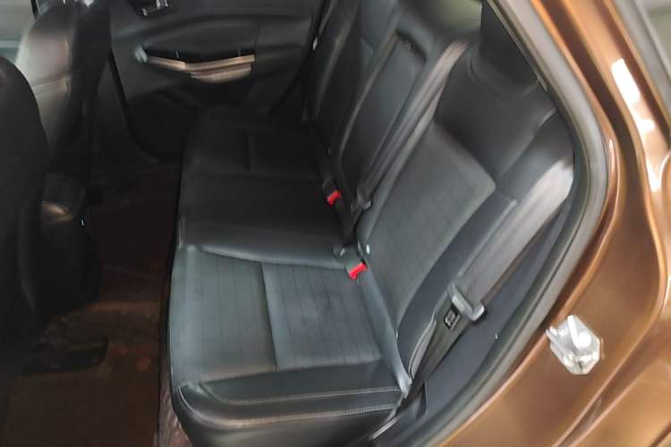 Used Ford Escort 2015 1.5L Automatic Fashion Model Left Rear Seat