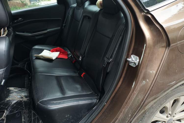 Used Ford Escort 2015 1.5L Automatic Fashion Model Left Rear Seat