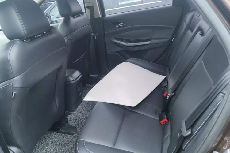 Used Ford Escort 2015 1.5L Automatic Fashion Model Left Rear Seat
