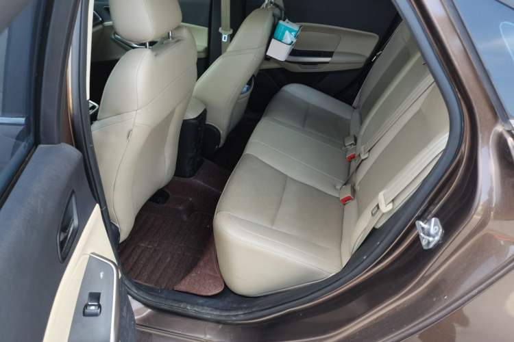 Used Ford Escort 2015 1.5L Automatic Fashion Model Left Rear Seat