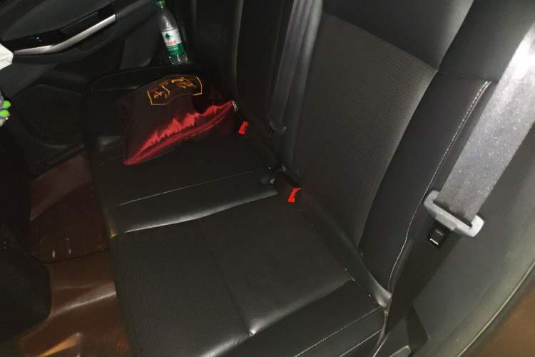 Used Ford Escort 2015 1.5L Automatic Fashion Model Left Rear Seat