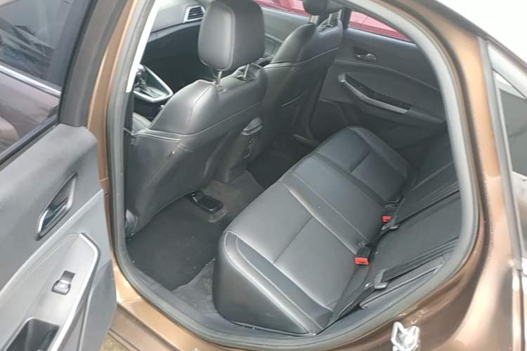 Used Ford Escort 2015 1.5L Automatic Fashion Model Left Rear Seat
