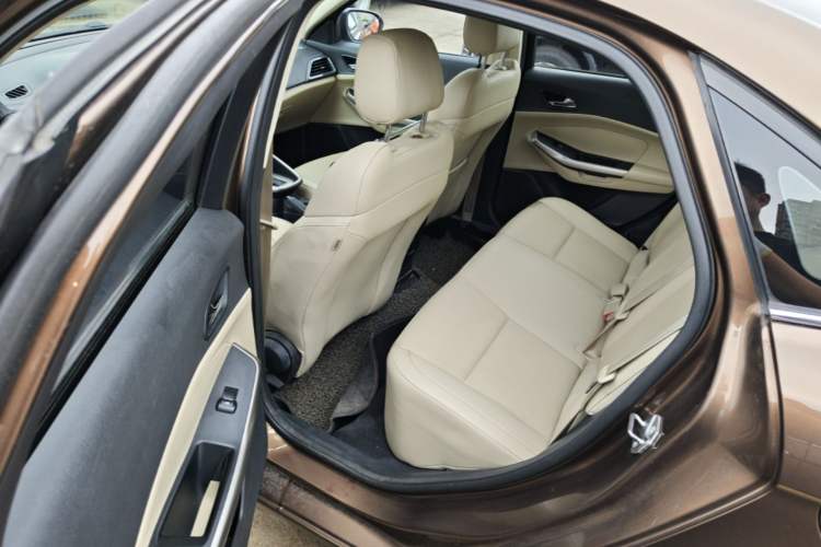 Used Ford Escort 2015 1.5L Automatic Fashion Model Left Rear Seat