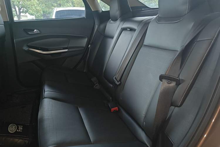 Used Ford Escort 2015 1.5L Automatic Fashion Model Left Rear Seat