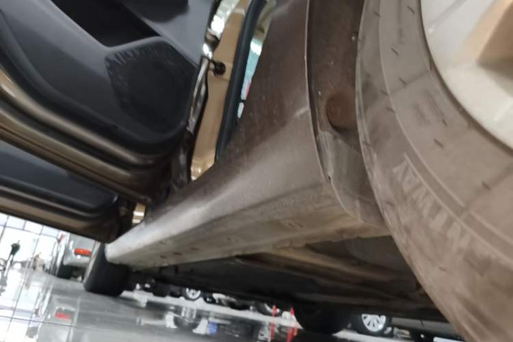 Used Ford Escort 2015 1.5L Automatic Fashion Model Left Side Sill