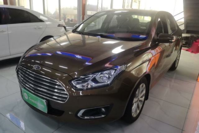 Used Ford Escort 2015 1.5L Manual Fashion Edition