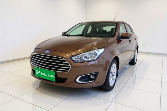 Ford Escort 2015 1.5L Automatic Fashion Model d’occasion