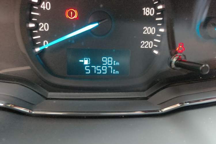 Used Ford Escort 2015 1.5L Manual Fashion Edition Odometer Close Up