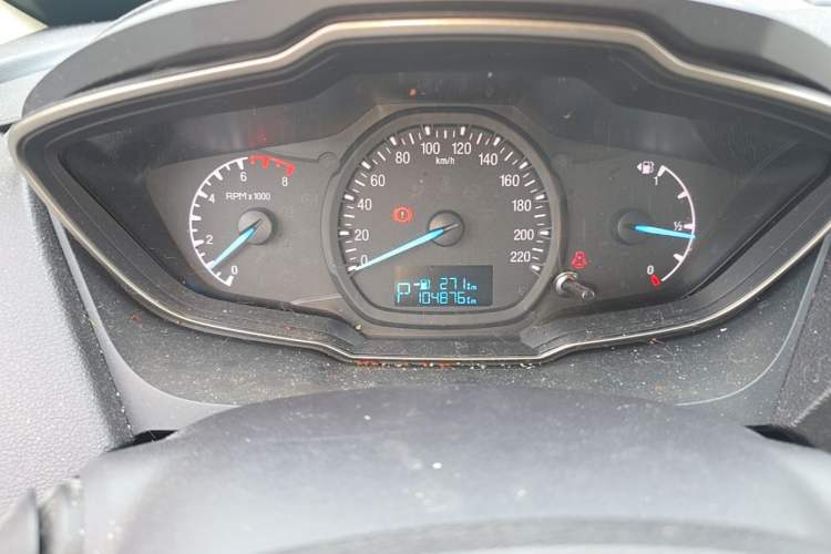 Used Ford Escort 2015 1.5L Automatic Comfort Edition Odometer Close Up