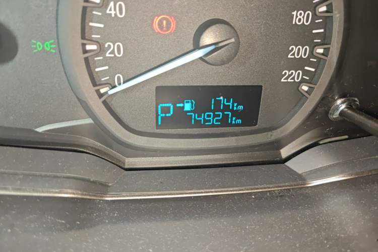 Used Ford Escort 2015 1.5L Automatic Comfort Edition Odometer Close Up