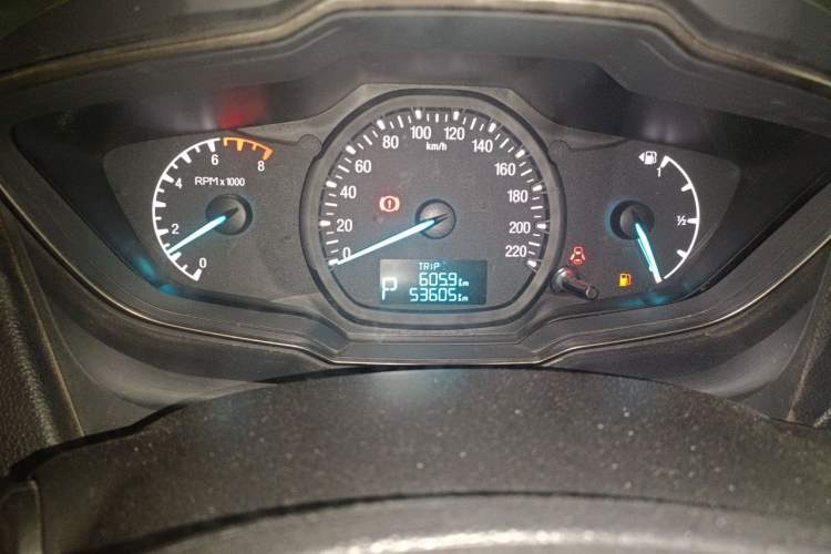 Used Ford Escort 2015 1.5L Automatic Comfort Edition Odometer Close Up