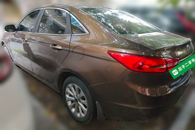 Used Ford Escort 2015 1.5L Automatic Fashion Model Rear Left 45 Deg