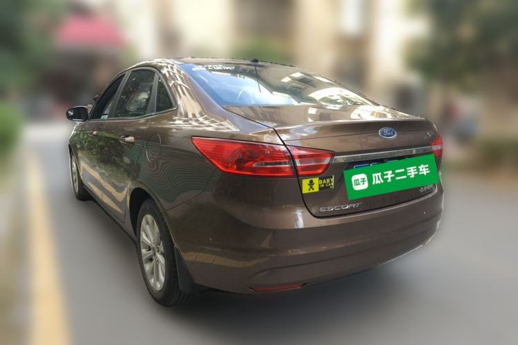 Used Ford Escort 2015 1.5L Manual Fashion Edition Rear Left 45 Deg