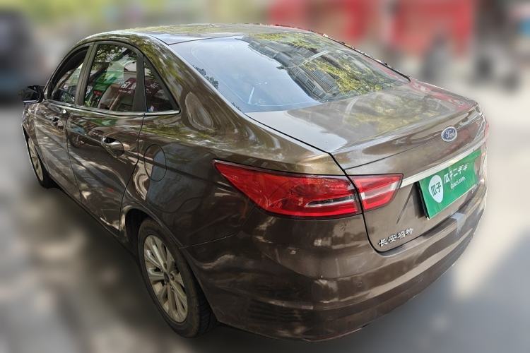 Used Ford Escort 2015 1.5L Automatic Fashion Model Rear Left 45 Deg
