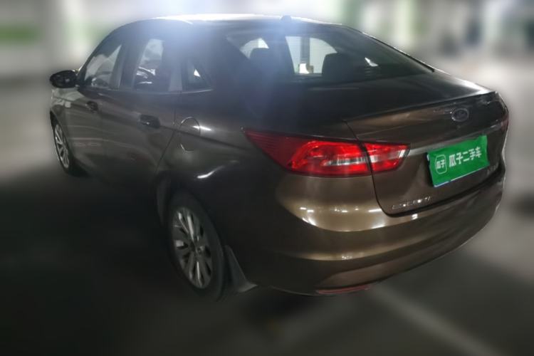 Used Ford Escort 2015 1.5L Automatic Fashion Model Rear Left 45 Deg