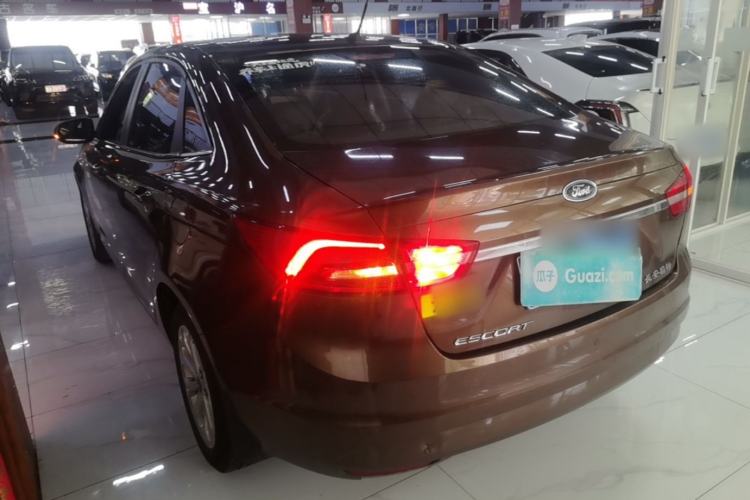 Used Ford Escort 2015 1.5L Manual Fashion Edition Rear Left 45 Deg