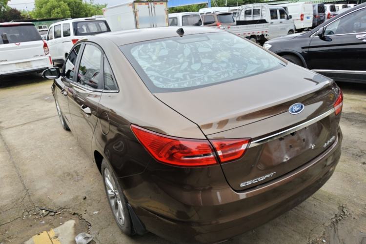 Used Ford Escort 2015 1.5L Automatic Fashion Model Rear Left 45 Deg
