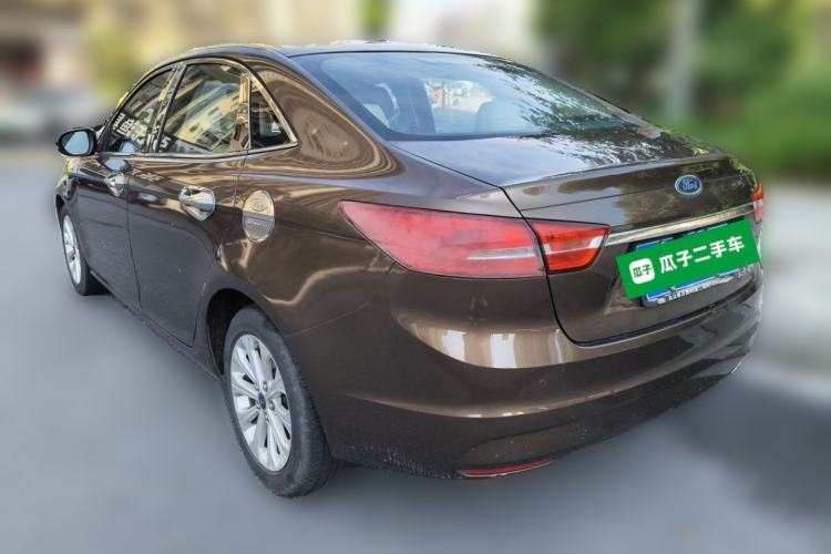 Used Ford Escort 2015 1.5L Automatic Fashion Model Rear Left 45 Deg