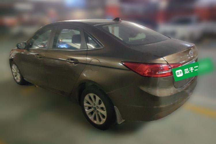Used Ford Escort 2015 1.5L Automatic Fashion Model Rear Left 45 Deg
