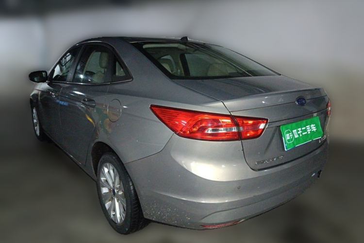 Used Ford Escort 2015 1.5L Manual Fashion Edition Rear Left 45 Deg