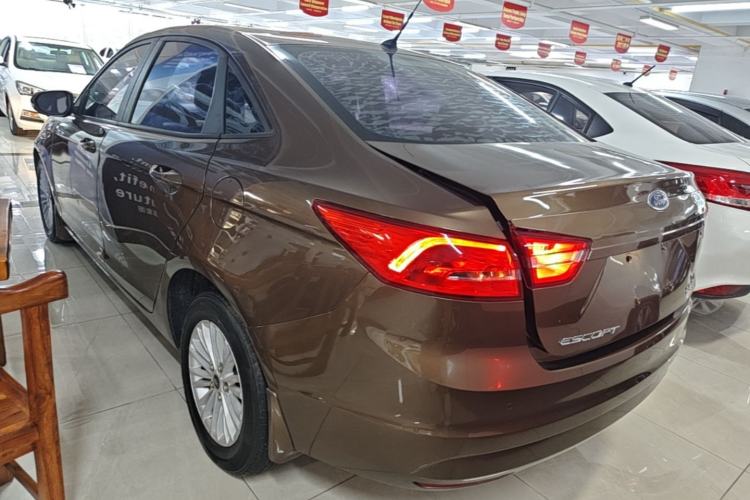 Used Ford Escort 2015 1.5L Manual Comfort Model Rear Left 45 Deg