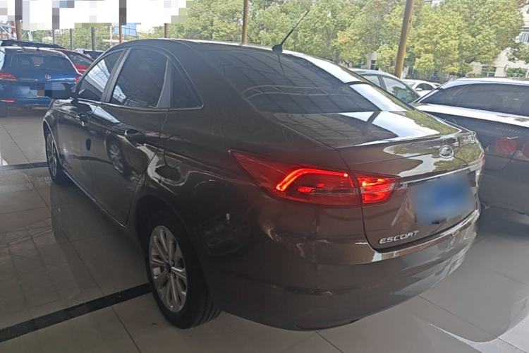 Used Ford Escort 2015 1.5L Automatic Fashion Model Rear Left 45 Deg