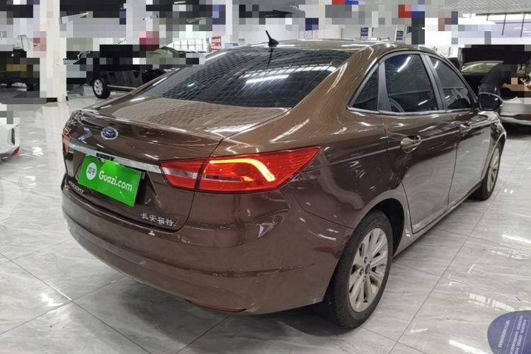 Used Ford Escort 2015 1.5L Automatic Fashion Model Rear Right 45 Deg