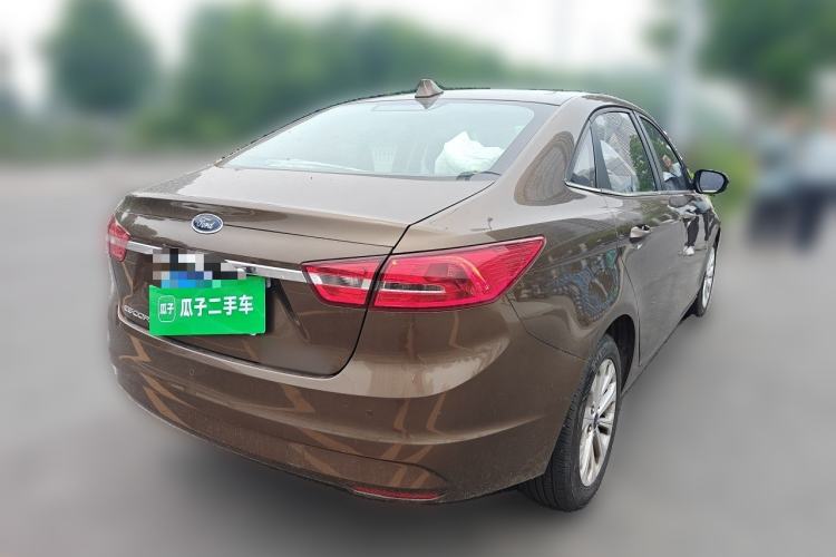 Used Ford Escort 2015 1.5L Automatic Fashion Model Rear Right 45 Deg