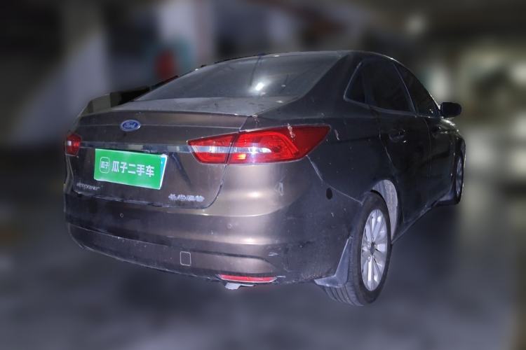 Used Ford Escort 2015 1.5L Automatic Fashion Model Rear Right 45 Deg