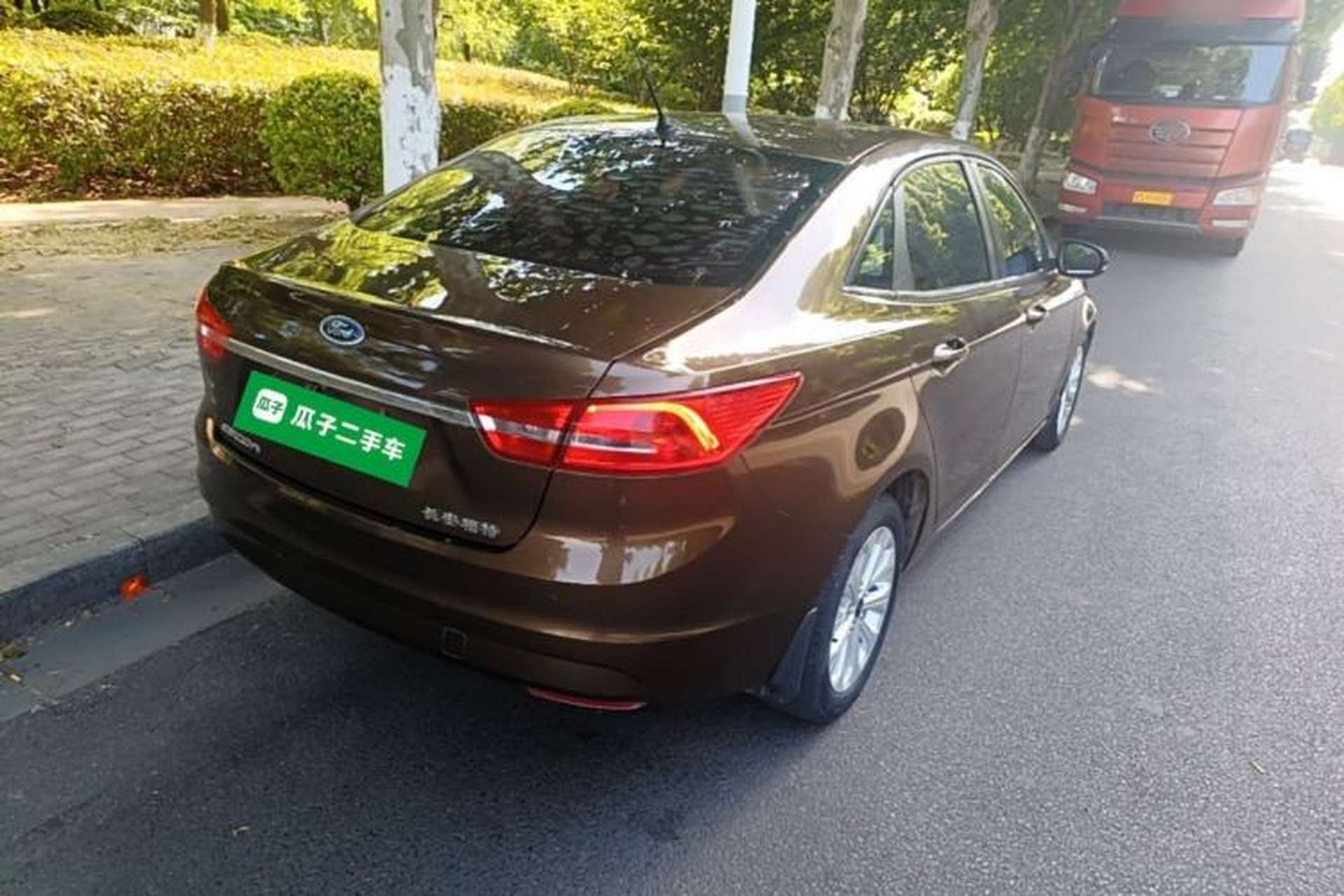 Used Ford Escort 2015 1.5L Manual Fashion Edition Rear Right 45 Deg
