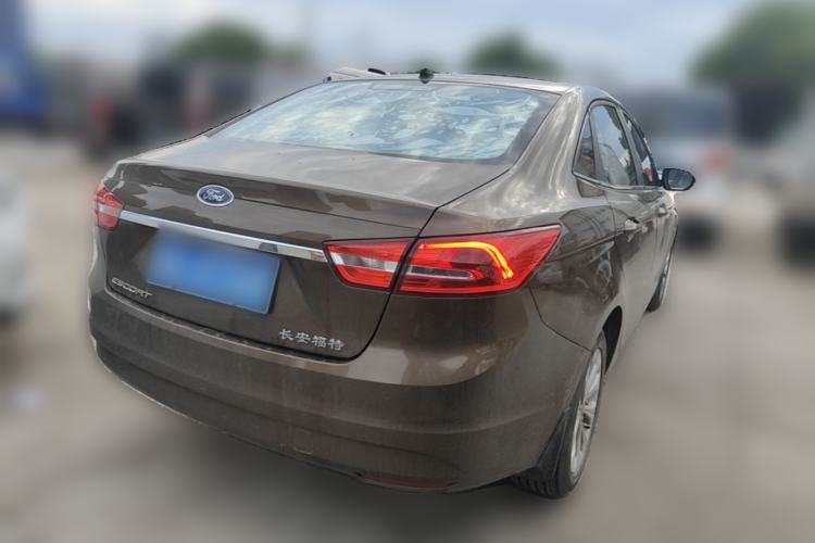 Used Ford Escort 2015 1.5L Automatic Fashion Model Rear Right 45 Deg