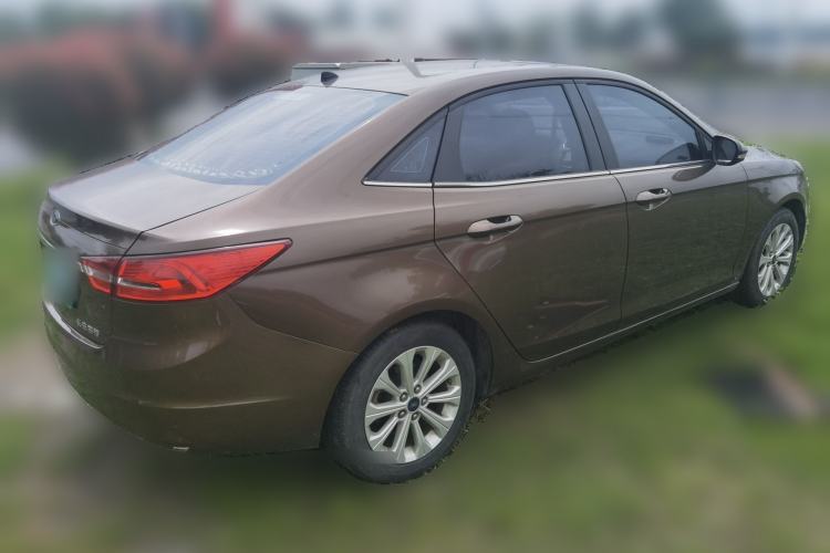 Used Ford Escort 2015 1.5L Automatic Fashion Model Rear Right 45 Deg