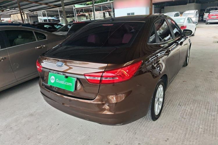 Used Ford Escort 2015 1.5L Automatic Fashion Model Rear Right 45 Deg