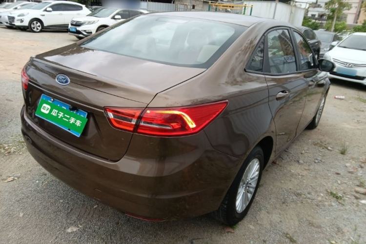 Used Ford Escort 2015 1.5L Automatic Comfort Edition Rear Right 45 Deg