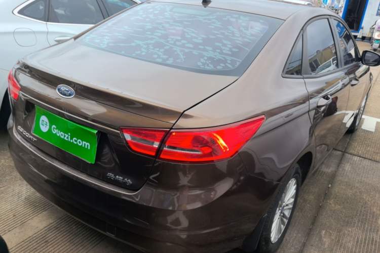 Used Ford Escort 2015 1.5L Automatic Comfort Edition Rear Right 45 Deg