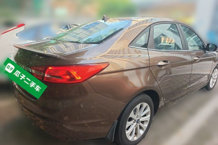 Used Ford Escort 2015 1.5L Automatic Fashion Model Rear Right 45 Deg