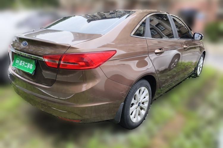 Used Ford Escort 2015 1.5L Automatic Fashion Model Rear Right 45 Deg