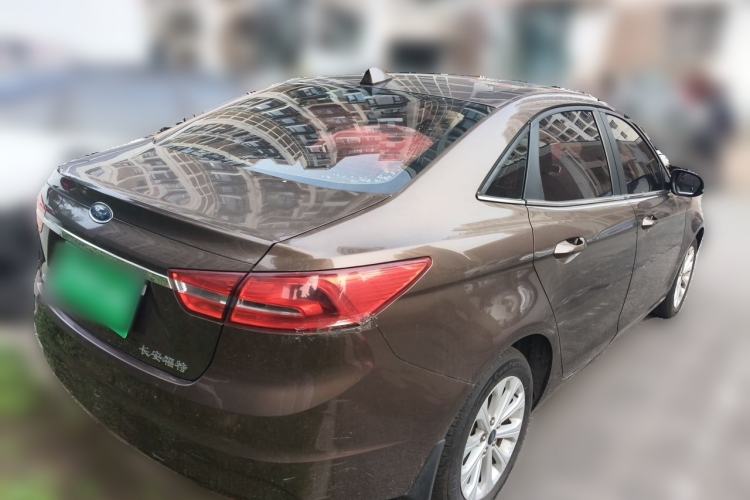 Used Ford Escort 2015 1.5L Automatic Fashion Model Rear Right 45 Deg