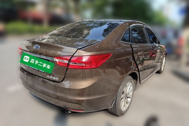 Used Ford Escort 2015 1.5L Automatic Fashion Model Rear Right 45 Deg