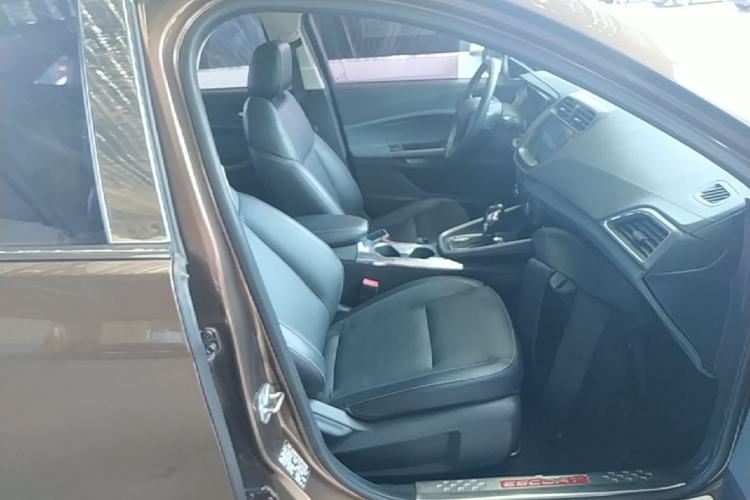 Used Ford Escort 2015 1.5L Automatic Fashion Model Right Front Seat