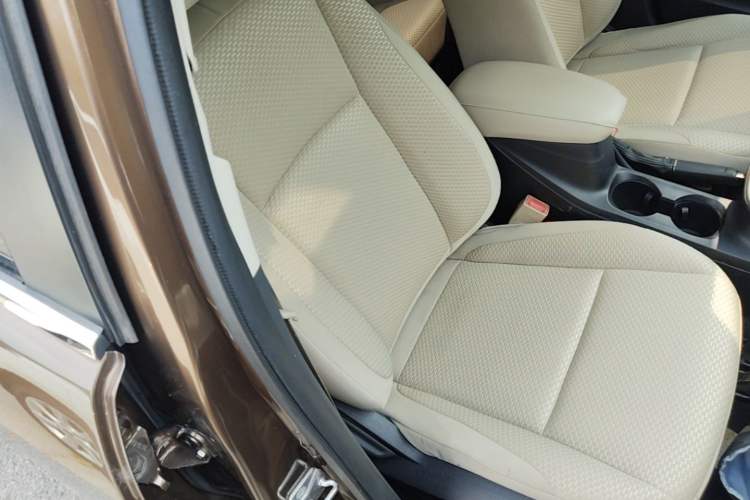 Used Ford Escort 2015 1.5L Automatic Comfort Edition Right Front Seat