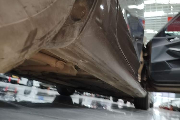 Used Ford Escort 2015 1.5L Automatic Fashion Model Right Side Sill
