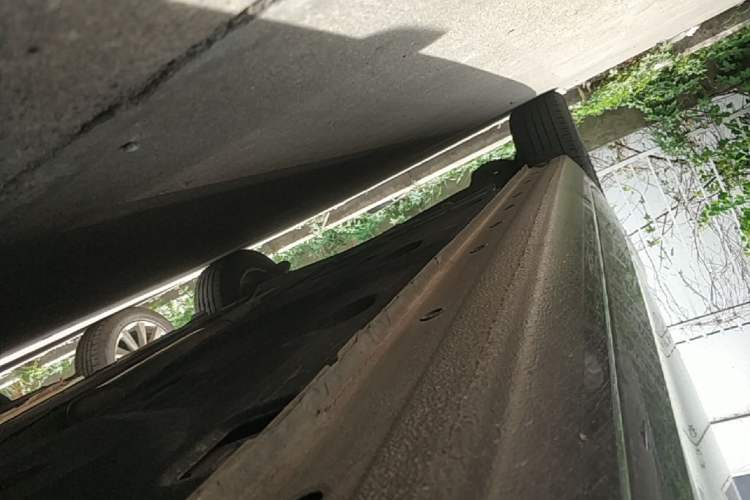 Used Ford Escort 2015 1.5L Automatic Comfort Edition Right Side Sill