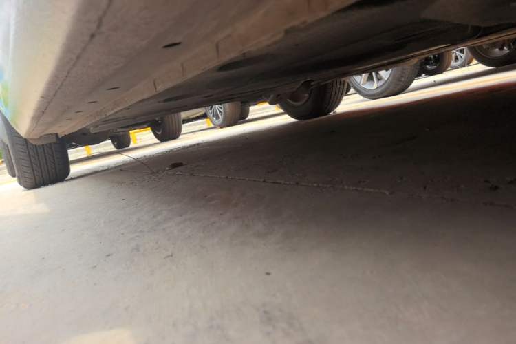 Used Ford Escort 2015 1.5L Automatic Comfort Edition Right Side Sill