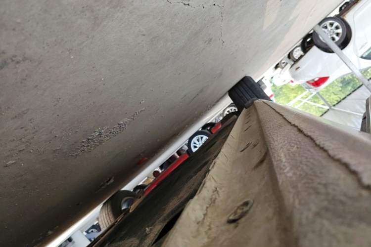 Used Ford Escort 2015 1.5L Manual Fashion Edition Right Side Sill