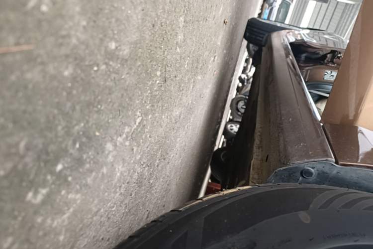 Used Ford Escort 2015 1.5L Automatic Comfort Edition Right Side Sill