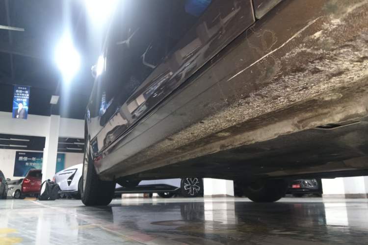 Used Ford Escort 2015 1.5L Automatic Comfort Edition Right Side Sill