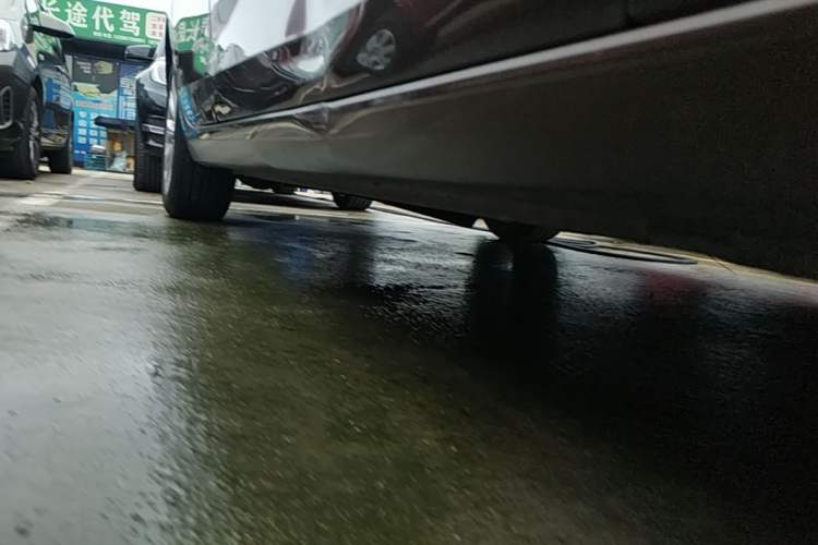 Used Ford Escort 2015 1.5L Automatic Fashion Model Right Side Sill