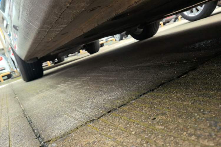 Used Ford Escort 2015 1.5L Automatic Comfort Edition Right Side Sill